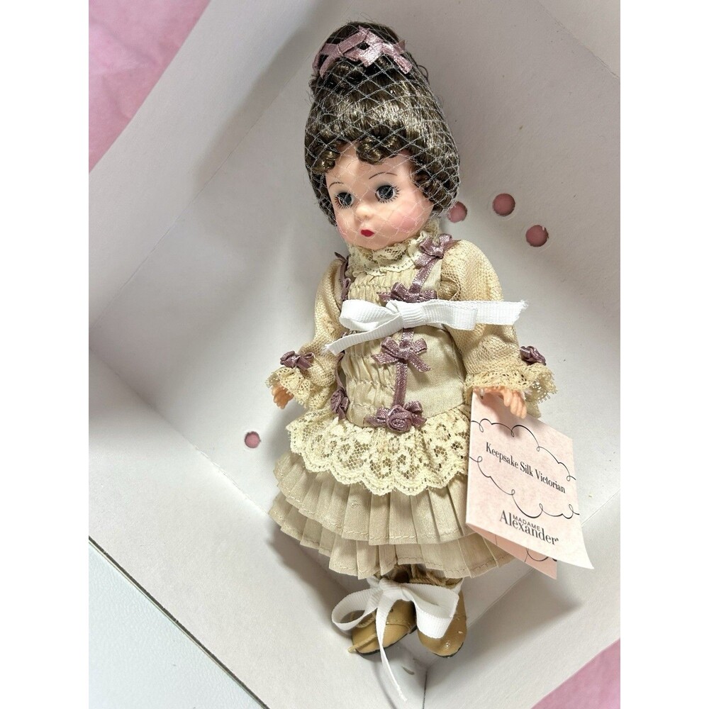8” Madame Alexander Doll “Keepsake Silk Victorian” #28725 2001